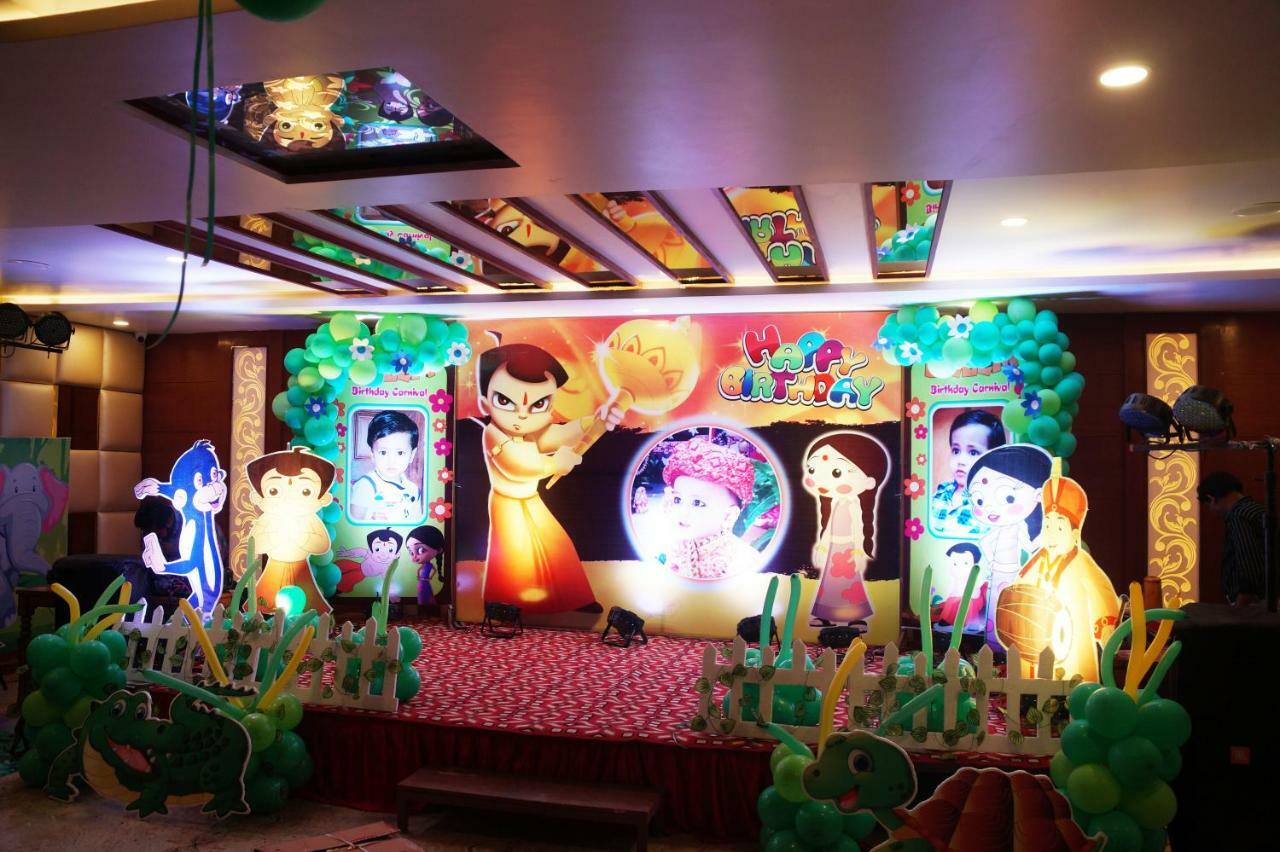 Hotel Shivoy Grand Benares Buitenkant foto