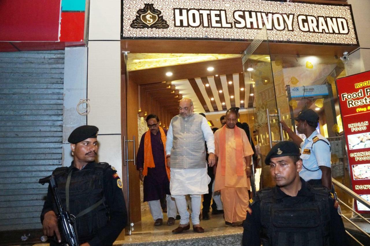 Hotel Shivoy Grand Benares Buitenkant foto